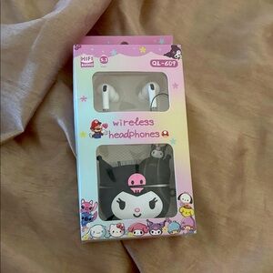 Kuromi Cute Wireless Headphones - Black NEW